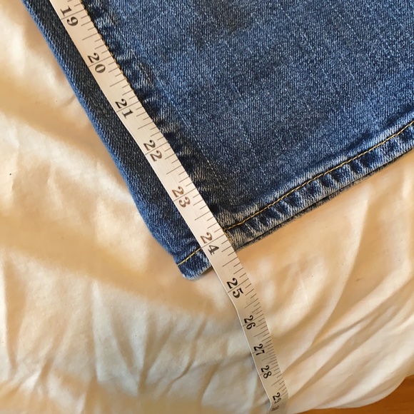Lucky Capri jeans size 8/29. - Picture 4 of 4